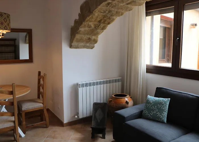 Rosellas, Cerca De Alquezar, En Sierra De Guara Διαμέρισμα Adahuesca